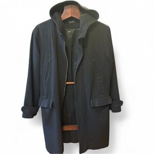 m0851 wool Men's Black Hooded Coat in great condition size L
